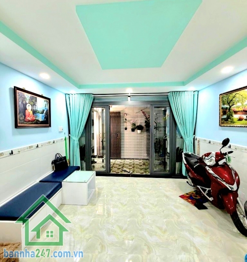 CHỈ 3.99 TỶ - NHÀ 2 TẦNG – TÂN SƠN NHÌ - TÂN PHÚ - DT: 34m² - 2 PN + 2 WC * DT: 34m² (4 x 8.5m), 2 tầng, hiện đang cho thuê 6tr/tháng * Cách mặt tiền Tân Sơn Nhì chỉ vài bước chân, giáp Tân Bình, vài phút ra nhà ga T3 sân bay Tân Sơn Nhất