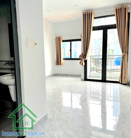 CHỈ 5,2 TỶ – ÂU CƠ THÔNG TRẦN VĂN QUANG – NHÀ ĐẸP 2 TẦNG – 52M² (4x15)m – 2PN – 3WC – Ở NGAY!! Kết cấu: 2 tầng BTCT kiên cố Nhà mới đẹp, chỉ cần xách vali vào ở