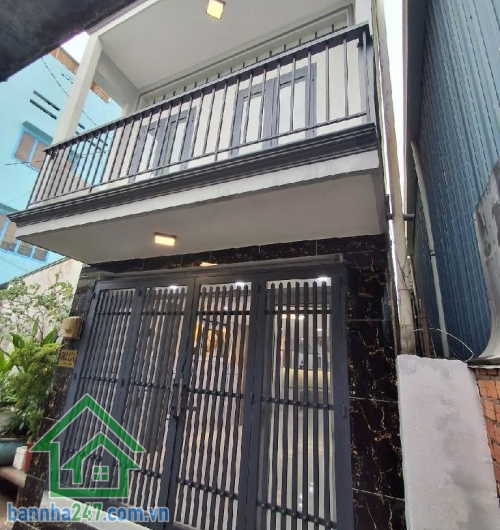 Chỉ 4.95 tỷ. Bán gấp nhà Bình Long, Phú Thạnh, Tân Phú - DT: 48m² (4x12)m 2 tầng – 3PN, 2WC.  Diện tích: 48m² (4 x 12m), vuông vức. Kết cấu: 1 trệt, 1 lầu, có ban công. Nhà còn rất chắc chắn, khách mua về ở ngay. 