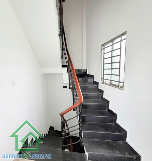 CHỈ 13,8 TỶ - MTKD GÓC 2 MẶT TIỀN – NGANG KHỦNG 20M – VỈA HÈ 5M – DÒNG TIỀN 40 TRIỆU/THÁNG