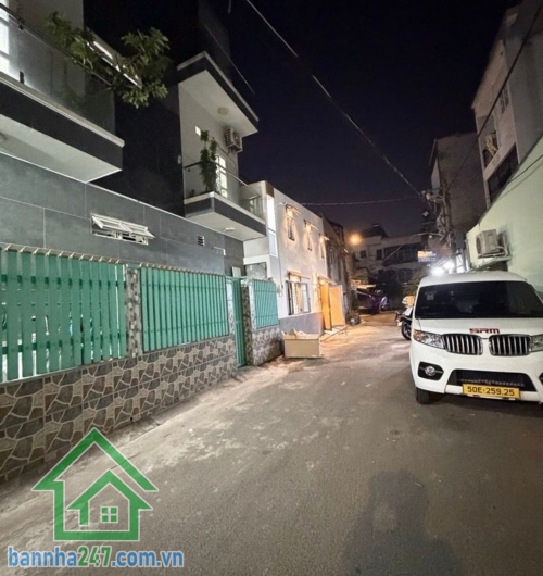 CHỈ 4,19 TỶ - SIÊU PHẨM NHỈNH 4 TỶ – HẺM NHỰA 8M THÔNG – GIÁP QUẬN 11, QUẬN 6 – NHÀ 2 TẦNG ĐẸP Ở NGAY – 2 PN - 2 WC