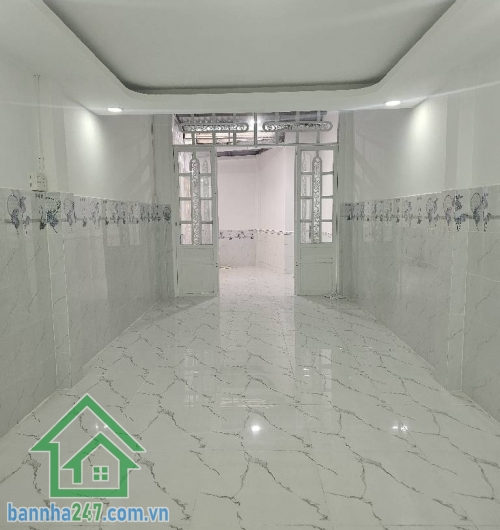 Nhà Nguyễn Sỹ Sách – Tân Bình DT: 54m² (3.1 x 18m), sổ hồng riêng 2 tầng: 3PN – 3WC, nhà mới, vào ở ngay Hẻm ba gác, 50m ra MT, gần chợ Tân Trụ, trường học. 