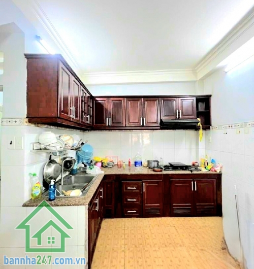 CHỈ 6,75 TỶ – HẺM 5M THÔNG – SÁT PANDORA TRƯỜNG CHINH – TÂN PHÚ - NHÀ ĐẸP 4 TẦNG BTCT – 45M² – 3PN – 4WC – GẦN NHÀ GA T3 Diện tích: 4/4.05 x 11m – công nhận đủ