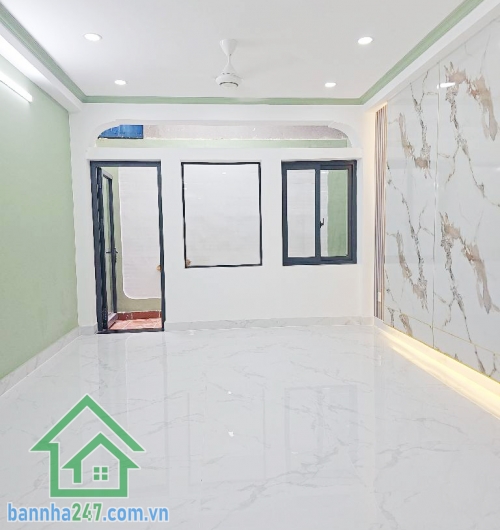 CHỈ 6,79 TỶ - NHÀ MỚI 4 TẦNG – 60M² – 4PN – NGAY ĐH CÔNG THƯƠNG – AEON MALL -  4PN, 3WC  Vị trí: Khu dân trí cao, an ninh – gần Đại học Công Thương, Aeon Mall Tân Phú, siêu thị, trường học, trung tâm thương mại.