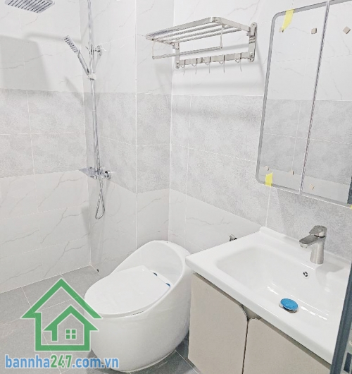 CHỈ 6,79 TỶ - NHÀ MỚI 4 TẦNG – 60M² – 4PN – NGAY ĐH CÔNG THƯƠNG – AEON MALL -  4PN, 3WC  Vị trí: Khu dân trí cao, an ninh – gần Đại học Công Thương, Aeon Mall Tân Phú, siêu thị, trường học, trung tâm thương mại.
