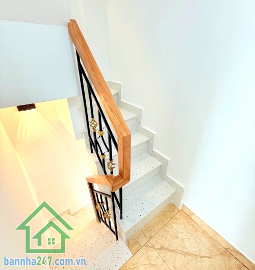 CHỈ 4,15 TỶ (TL) – MTKD VĂN CAO – KINH DOANH NGÀY ĐÊM - NHÀ NHỎ ẤM CÚNG – HIẾM CÓ KHÓ TÌM 2PN - 3WC Sở hữu ngay hộ khẩu vàng – vị trí không sinh thêm Diện tích 