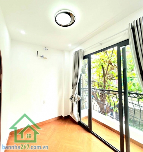 CHỈ 4,15 TỶ (TL) – MTKD VĂN CAO – KINH DOANH NGÀY ĐÊM - NHÀ NHỎ ẤM CÚNG – HIẾM CÓ KHÓ TÌM 2PN - 3WC Sở hữu ngay hộ khẩu vàng – vị trí không sinh thêm Diện tích 