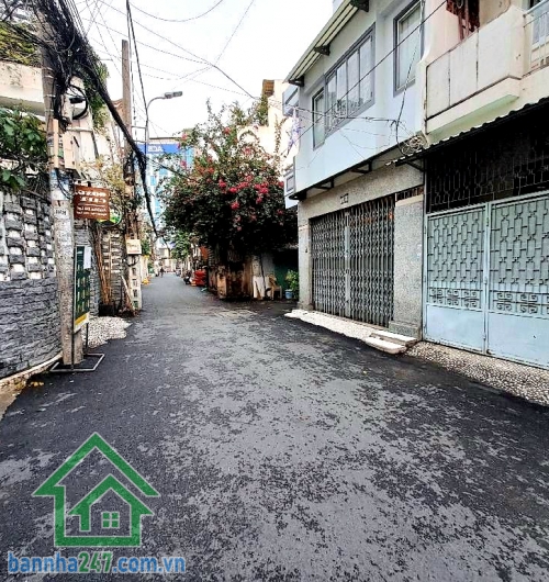 CHỈ 5,35 TỶ – HẺM 4M – CÁCH MẠNG THÁNG 8 – KHU VIP QUẬN 10 - 2PN – 2 WC * Diện tích: 38m² * Ngang 2,3m – dài 15m, nở hậu 2,9m * Kết cấu: 1 trệt 1 gác suốt 