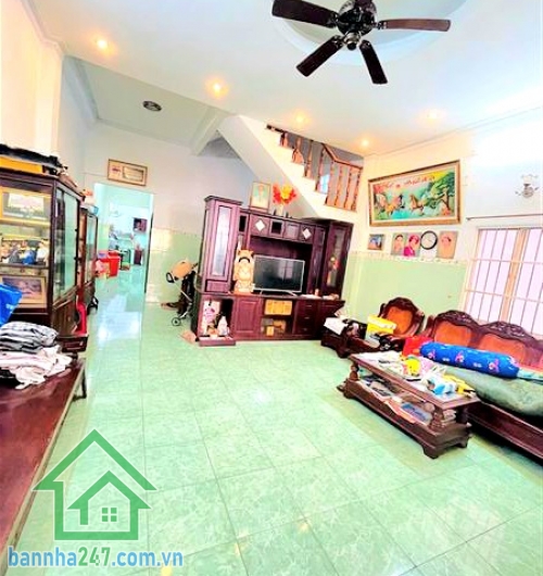 CHỈ 16 TỶ (TL) – MTKD ĐƯỜNG NHỰA 10M – LÊ LƯ - 3 TẦNG BTCT – DT: 163M² (6,36 X 26,49) – 5PN – 6WC Diện tích: ngang 6,36m (nở hậu 6,42m), dài 26,49m – công nhận đủ 163,32m², không lộ giới.