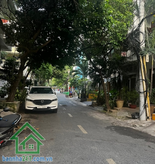 CHỈ 16 TỶ - MẶT TIỀN KINH DOANH KHU BÀU CÁT – KHU VIP NHẤT QUẬN TÂN BÌNH DT: 5 x 13.6m, vuông A4, công nhận 69m² Kết cấu: 4 tầng BTCT. 
