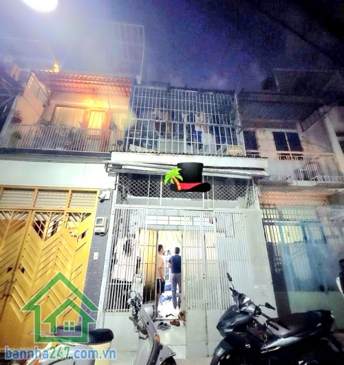 CHỈ 3,8 TỶ – HẺM NHỰA XE HƠI THÔNG – 31M² (3.3×9) – NHÀ 3 TẦNG – NỞ HẬU TÀI LỘC – KHU DÂN TRÍ CAO – GẦN ÂU CƠ – TÂN THÀNH – LŨY BÁN BÍCH Kết cấu: * Trệt + lửng * lầu 