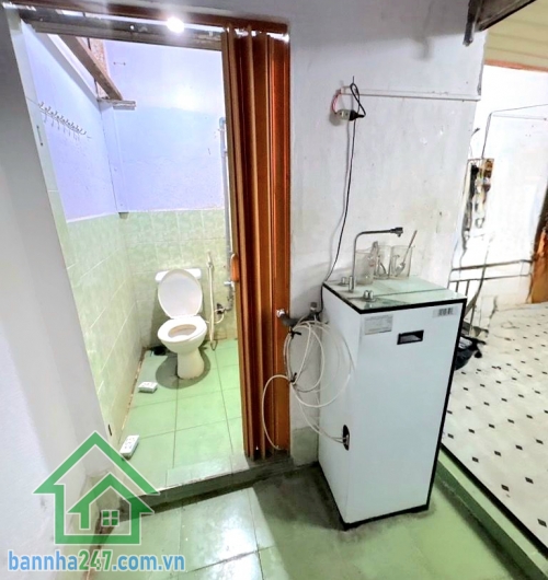 CHỈ 3,8 TỶ – HẺM NHỰA XE HƠI THÔNG – 31M² (3.3×9) – NHÀ 3 TẦNG – NỞ HẬU TÀI LỘC – KHU DÂN TRÍ CAO – GẦN ÂU CƠ – TÂN THÀNH – LŨY BÁN BÍCH Kết cấu: * Trệt + lửng * lầu 