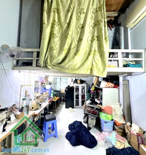 CHỈ 3,8 TỶ – HẺM NHỰA XE HƠI THÔNG – 31M² (3.3×9) – NHÀ 3 TẦNG – NỞ HẬU TÀI LỘC – KHU DÂN TRÍ CAO – GẦN ÂU CƠ – TÂN THÀNH – LŨY BÁN BÍCH Kết cấu: * Trệt + lửng * lầu 