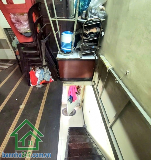 CHỈ 4,3 TỶ - HXH – SÁT MẶT TIỀN – VUÔNG VỨC – KHU ẨM THỰC HÀ TÔN QUYỀN – GIÁP Q5 & Q10 - DT: 30M² (3X10)M - 2 TẦNG Kết cấu: 1 trệt, 1 lửng suốt, nhà sáng sủa – – mát mẻ. Nhà cũ tiện sửa hoặc xây mới theo nhu cầu