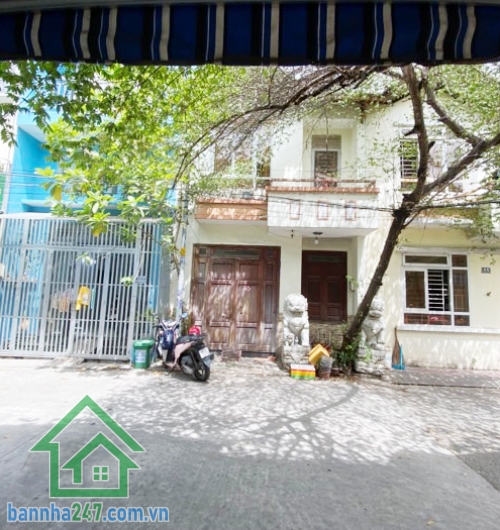 CHỈ 5,3 TỶ - NHÀ ĐẸP – ĐƯỜNG 8M XE HƠI TRÁNH – SÁT AEON TÂN PHÚ – 5.4 x 12m – KHÔNG LỘ GIỚI (Đường Số 6) DT: 5.4 x 12m – Công nhận: 62.3m² – sổ vuông A4, không lộ giới. 