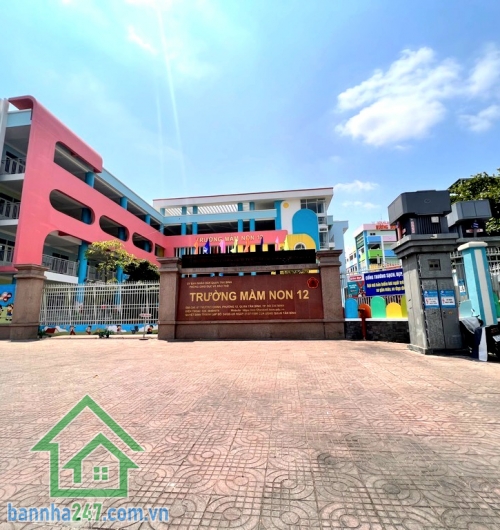 CHỈ 8,9 TỶ – NHÀ MTKD ĐƯỜNG 4M – NGÃ TƯ BẢY HIỀN – VỪA Ở VỪA KINH DOANH Kết cấu: 1 trệt 1 lầu, gồm 3PN, phòng khách, bếp Đang cho thuê 10tr/tháng, thu nhập ổn định.