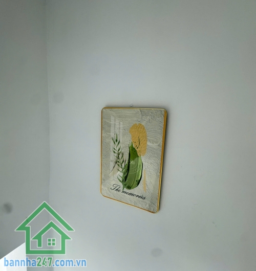 BÁN NHÀ TÂN PHÚ – GIÁ CHỈ 4,38 TỶ – NHÀ MỚI, HẺM 4M, 3PN * Diện tích: 3.05 x 12.5m – Kết cấu 3 tầng kiên cố * Công năng đầy đủ: 3PN, 2WC, ban công thoáng * Vào ở ngay. 