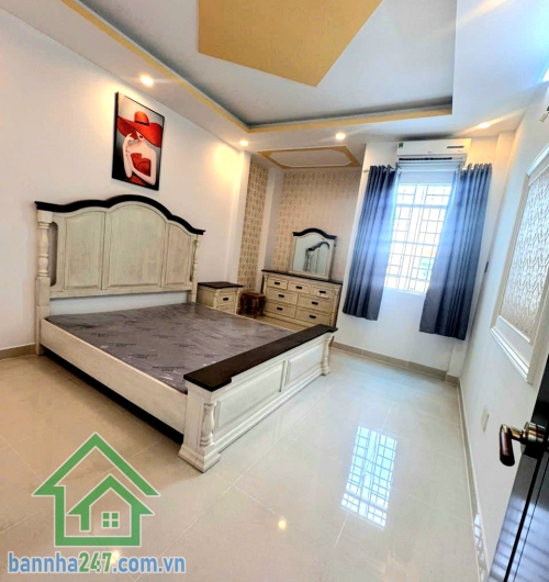 CHỈ 5,7 TỶ – HẺM 6M CHIẾN LƯỢC – HXH TỚI NHÀ – FULL NỘI THẤT CAO CẤP DT 64,2m² (4 x 15)m – 2 TẦNG – 2PN – 2WC – SÂN THƯỢNG RỘNG) - Kết cấu: 1 trệt – 1 lầu BTCT
