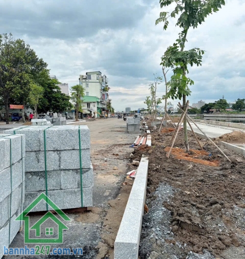 CHỈ 5,99 TỶ THƯƠNG LƯỢNG - NHÀ MẶT TIỀN KÊNH THAM LƯƠNG - ĐƯỜNG 30M - VIEW KÊNH THOÁNG ĐẸP - FULL NỘI THẤT - KHÔNG LỘ GIỚI