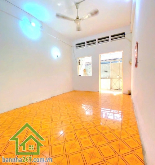 CHỈ 7,1 TỶ – NHÀ 2 TẦNG BTCT – 2 MẶT HẺM XE HƠI – PHAN XÍCH LONG, PHÚ NHUẬN - 54m² (3,6 x 16)m - 2 PN - 2 WC Diện tích: 54m² (3,6 x 16m) – nở hậu, vuông vức 