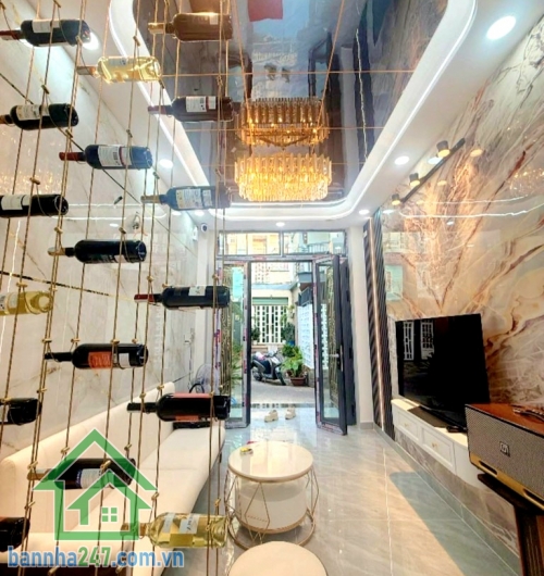 CHỈ 5,2 TỶ – SIÊU PHẨM NHÀ XÂY MỚI 100% – TRUNG TÂM TÂN PHÚ – NGAY TÔ HIỆU – 3 TẦNG – 32M² – 3PN - 2WC – SỔ HỒNG RIÊNG. Kết cấu: 1 trệt, 2 lầu đúc có sân thượng. 