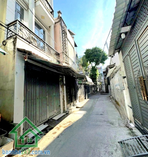 CHỈ 4,4 TỶ - NHÀ ĐẸP HẺM THÔNG – DỌN VÀO Ở NGAY - KỀ LÊ THÚC HOẠCH – CHỢ BÌNH LONG – NGÃ TƯ BỐN XÃ – GIÁP TÂN PHÚ - 2 PN - 2 WC Diện tích: 4m x 9m (36m²)