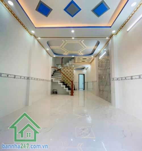 HIẾM – HẺM XE HƠI 7M THÔNG – LÊ VĂN QUỚI GIÁP TÂN PHÚ – 2 TẦNG – 60M² – CHỈ 5.75 TỶ * Nhà BTCT kiên cố: 1 trệt 1 lầu, ban công thoáng mát, giếng trời, gồm 3PN, 2WC.