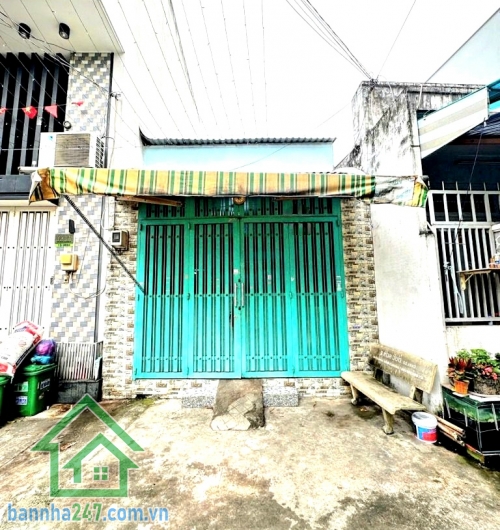 CHỈ 3,85 TỶ – NHÀ ĐẸP VÀO Ở NGAY – HXH 8M THÔNG – HƯƠNG LỘ 2 – GIÁP TÂN PHÚ – 38m² – SỔ ĐẸP HOÀN CÔNG ĐỦ Nhà 1 trệt 1 lửng, còn mới, dọn vào ở ngay DT: 38m²