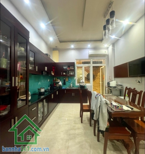 NHÀ ĐẸP 4 TẦNG – KHU VIP VƯỜN LÀI – HẺM XE TẢI – CHỈ NHỈNH 11 TỶ.  Trung tâm Vườn Lài, Tân Phú – Gần UBND Quận – Giáp Tân Bình. Hẻm xe tải thông tứ hướng
