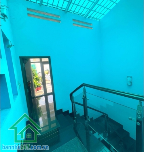 NHÀ ĐẸP 4 TẦNG – KHU VIP VƯỜN LÀI – HẺM XE TẢI – CHỈ NHỈNH 11 TỶ.  Trung tâm Vườn Lài, Tân Phú – Gần UBND Quận – Giáp Tân Bình. Hẻm xe tải thông tứ hướng