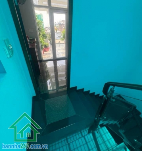 NHÀ ĐẸP 4 TẦNG – KHU VIP VƯỜN LÀI – HẺM XE TẢI – CHỈ NHỈNH 11 TỶ.  Trung tâm Vườn Lài, Tân Phú – Gần UBND Quận – Giáp Tân Bình. Hẻm xe tải thông tứ hướng