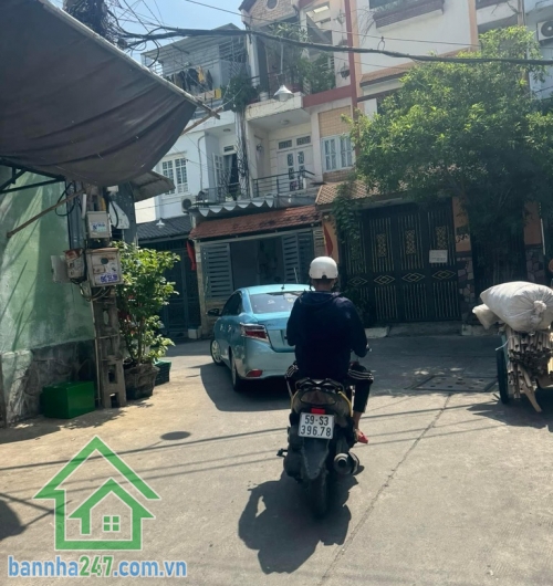 NHÀ ĐẸP 4 TẦNG – KHU VIP VƯỜN LÀI – HẺM XE TẢI – CHỈ NHỈNH 11 TỶ.  Trung tâm Vườn Lài, Tân Phú – Gần UBND Quận – Giáp Tân Bình. Hẻm xe tải thông tứ hướng