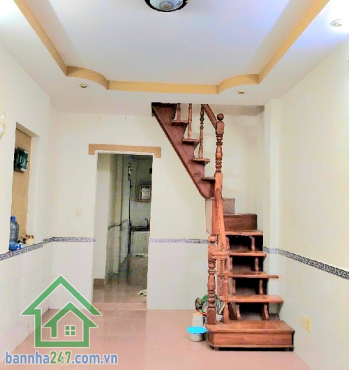 CHỈ 4,2 TỶ – NHÀ QUẬN 10, NGAY HÒA HƯNG – HẺM THÔNG, 3 BƯỚC RA HXH - DT: 46,4M2 (3.1 X 13)M - HOÀN CÔNG ĐẦY ĐỦ  Diện tích vừa vặn, pháp lý rõ ràng, sổ hồng riêng. Hỗ trợ vay ngân hàng. 