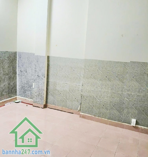 CHỈ 4,2 TỶ – NHÀ QUẬN 10, NGAY HÒA HƯNG – HẺM THÔNG, 3 BƯỚC RA HXH - DT: 46,4M2 (3.1 X 13)M - HOÀN CÔNG ĐẦY ĐỦ  Diện tích vừa vặn, pháp lý rõ ràng, sổ hồng riêng. 
