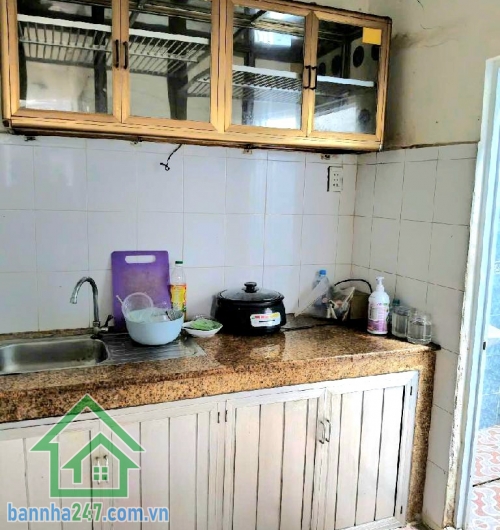 CHỈ 4,2 TỶ – NHÀ QUẬN 10, NGAY HÒA HƯNG – HẺM THÔNG, 3 BƯỚC RA HXH - DT: 46,4M2 (3.1 X 13)M - HOÀN CÔNG ĐẦY ĐỦ  Diện tích vừa vặn, pháp lý rõ ràng, sổ hồng riêng. Hỗ trợ vay ngân hàng. 