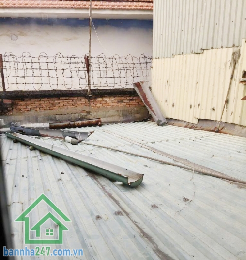 CHỈ 4,2 TỶ – NHÀ QUẬN 10, NGAY HÒA HƯNG – HẺM THÔNG, 3 BƯỚC RA HXH - DT: 46,4M2 (3.1 X 13)M - HOÀN CÔNG ĐẦY ĐỦ  Diện tích vừa vặn, pháp lý rõ ràng, sổ hồng riêng. 