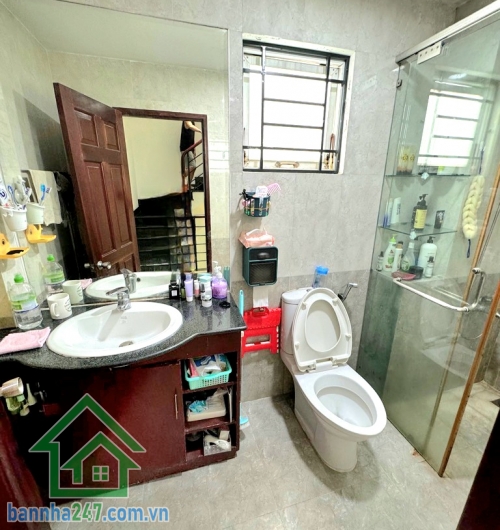 CHỈ 7 TỶ – TRẦN THỊ TRỌNG, TÂN BÌNH - GIÁ CHỈ ~100 TRIỆU/M² – XE HƠI NGỦ TRONG NHÀ - NHÀ 5 TẦNG BTCT – DT: (5.1X13)M - 5 PN – 3 WC Vị trí trung tâm Tân Bình 