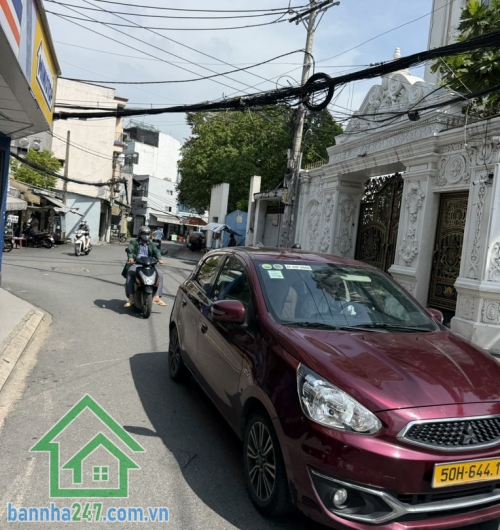 SIÊU PHẨM TÂN BÌNH – KHU PHÂN LÔ VIP – KẾ BÊN Q10, Q11 – 5 TẦNG – 2 XE HƠI NGỦ TRONG NHÀ - Chỉ: 10,5 TỶ Diện tích chuẩn, thiết kế hiện đại, nhà đúc kiên cố,khu phân lô Tân Bình, giáp Q10, Q11.