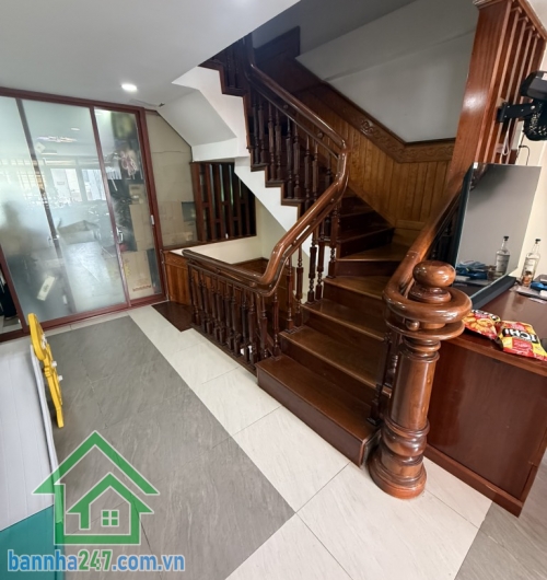 SIÊU PHẨM TÂN BÌNH – KHU PHÂN LÔ VIP – KẾ BÊN Q10, Q11 – 5 TẦNG – 2 XE HƠI NGỦ TRONG NHÀ - Chỉ: 10,5 TỶ Diện tích chuẩn, thiết kế hiện đại, nhà đúc kiên cố,khu phân lô Tân Bình, giáp Q10, Q11.