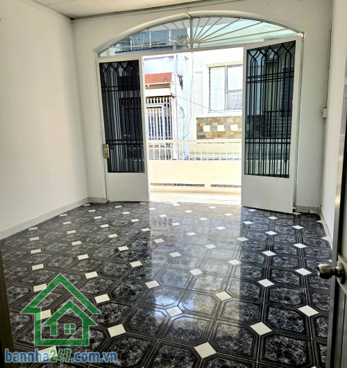  5,7 TỶ NHÀ HẬU GIANG – QUẬN 6 – DT: 56m² (4×16) – 2 TẦNG BTCT – HẺM THÔNG XE HƠI LÝ THUYẾT – GẦN VÒNG XOAY PHÚ LÂM Nhà đẹp – vào ở ngay: Kết cấu 1 trệt 1 lầu BTCT