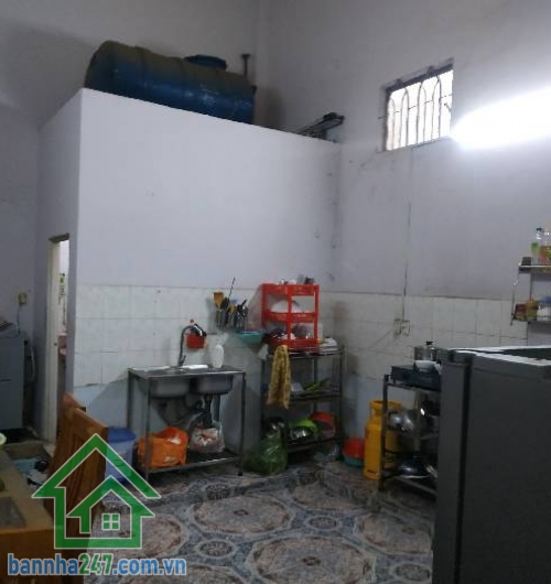 MTKD ĐƯỜNG NHỰA 7M – BÌNH TÂN GIÁP TÂN PHÚ – GẦN AEON TÂN PHÚ DT: 4 x 23m, công nhận 91m², nở hậu nhẹ Kết cấu: 1 trệt + 1 lầu, có 2PN Vị trí: Mặt tiền đường nhựa 7m.
