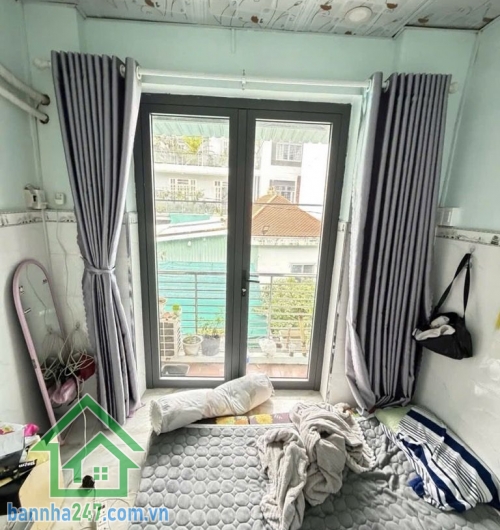 CHỈ 2,5 TỶ (TL) – NHÀ 2 TẦNG GẦN KÊNH TÂN HÓA - GẦN NHÀ THỜ PHÚ BÌNH – Ở NGAY  Gần nhà thờ Phú Bình – khu dân cư an ninh, tiện ích đầy đủ Diện tích: (2,9 x 6)