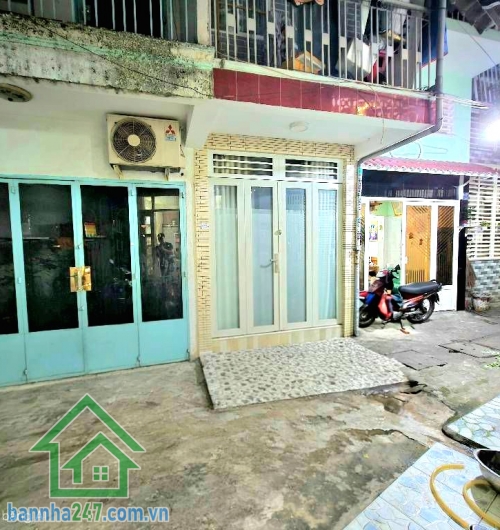 CHỈ 5,5 TỶ – 5 TẦNG BTCT – GẦN VẠN HẠNH MALL – VÀI BƯỚC RA MẶT TIỀN – DT: (3,8 x 7)m - 4PN - 3WC  Vị trí siêu đẹp ngay trung tâm Gần Vạn Hạnh Mall – Nhà thờ Nhà thờ Vinh Sơn Phaolô chỉ 150m. Kết nối nhanh Ba Tháng Hai, Quận 10, Quận 3