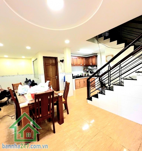 CHỈ 5,8 TỶ – NGANG KHỦNG 8M – HXH – NHÀ MỚI 3 TẦNG – SÁT MÃ LÒ - 4 PN – 3 WC 