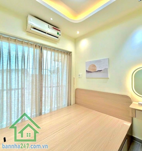 CHỈ 4,79 TỶ – SÁT MẶT TIỀN PHAN ĐÌNH PHÙNG – PHÚ NHUẬN – 3 TẦNG - 2PN – 3WC – phòng khách – bếp Nhà đẹp trung tâm – full nội thất – vị trí kết nối cực đỉnh!  Mob 0933144037 