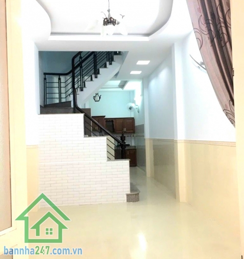 NHÀ 5 TẦNG ĐẸP – HẺM XE HƠI – VIEW THOÁNG – CHỈ 6.5 TỶ TL  Căn nhà dành cho khách thích không gian rộng, nhiều phòng, vừa ở vừa khai thác cực tốt! Diện tích: 3.5 × 13m – DTCN 42m² – vuông đẹp. Kết cấu: 5 tầng BTCT kiên cố (trệt + 2 lầu + sân thượng + mái)