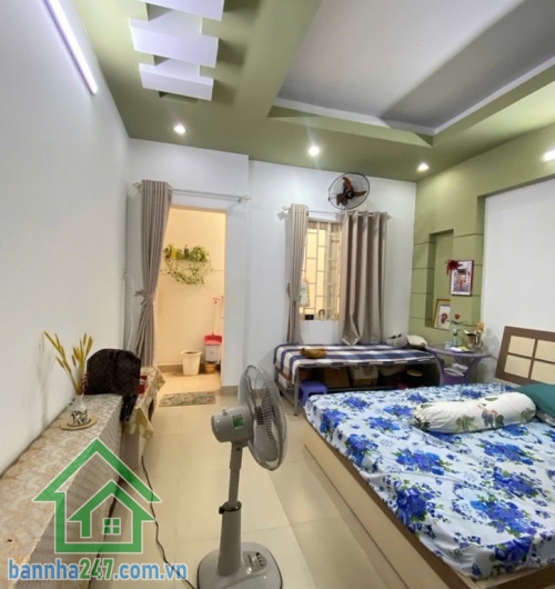 CHỈ 9,7 TỶ – HẺM XE TẢI – KẾ TÂN SƠN NHÌ – AEON TÂN PHÚ – NHÀ 5 TẦNG BTCT CỰC ĐẸP - DT: (4 x 18)M - 4 PN - 6 WC