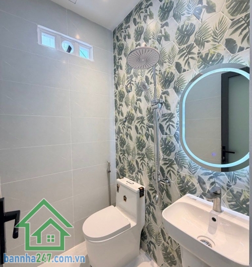 CHỈ 5,25 TỶ – DUY TÂN, PHÚ NHUẬN – KHU VIP CẦU KIỆU – 2 TẦNG - 3PN – 2WC  Nhà trung tâm hiếm bán – vị trí “kim cương” giáp Quận 1, Quận 3! Diện tích: 30m² (3 x 10)  Mob 0933144037