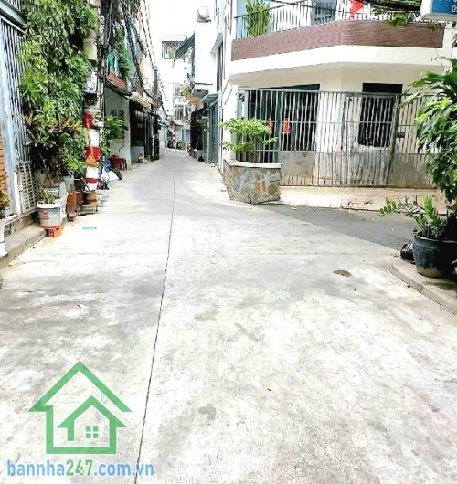 CHỈ 5.6 TỶ – NHÀ 3 TẦNG BTCT – HXH THÔNG – KHU BẮC HẢI, TÂN BÌNH - 2PN - 2WC Hưng Hóa, P.6 – ngay trung tâm khu Bắc Hải – khu dân cư sầm uất bậc nhất Tân Bình