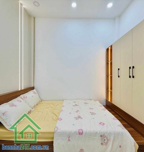 CHỈ 3,75 TỶ - NHÀ ĐẸP - QUANG TRUNG GÒ VẤP – H3G - 24M² – 2 TẦNG - 2PN 2WC * Diện tích: 24m² vuông vức * Kết cấu: 1 trệt 1 lầu * 2 PN– 2 WC